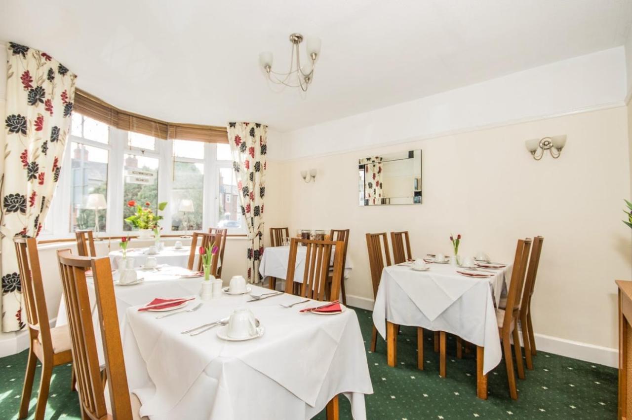 Green Haven Guest House Stratford-upon-Avon Bagian luar foto